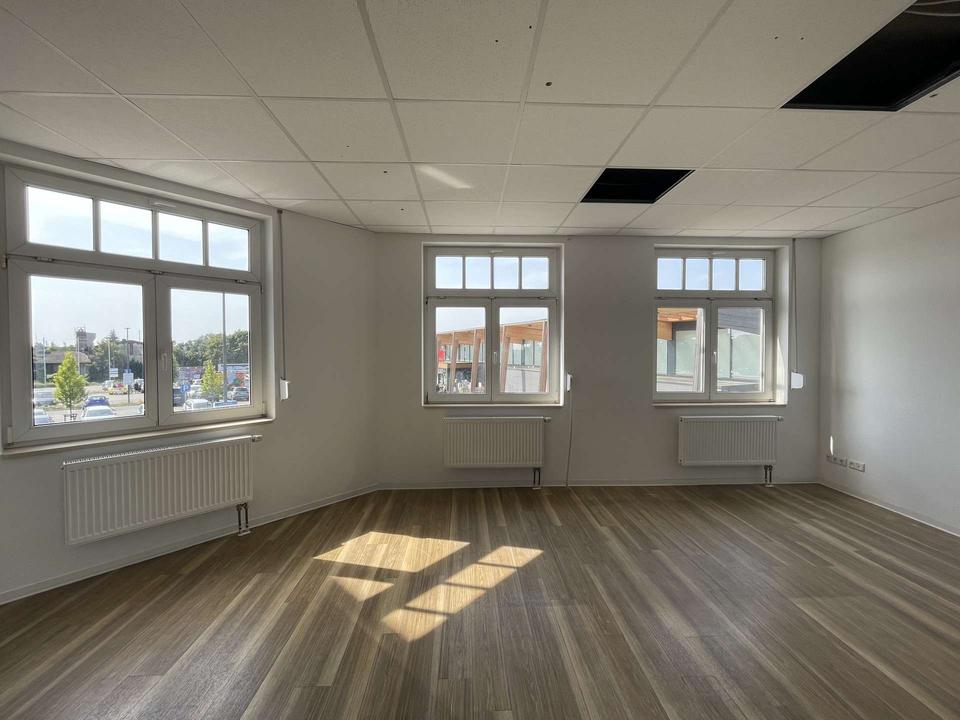 Thumbnail-260 m²-Gewerbefläche im Elbezentrum in Roßlau – vielseitig nutzbar!
