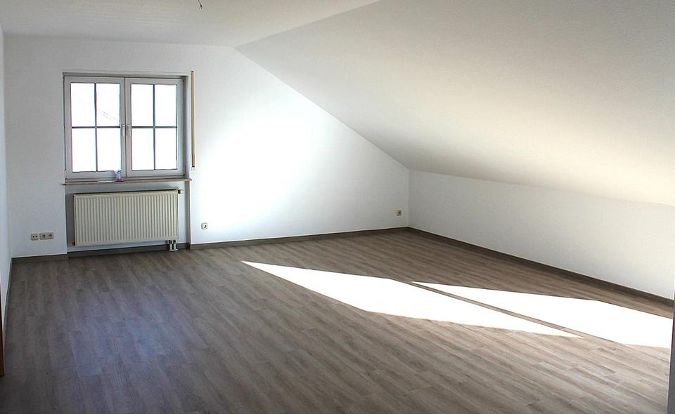 Thumbnail-Johannesberg bei Aschaffenburg in Toplage: 2 ZKB+Balkon zu verm.