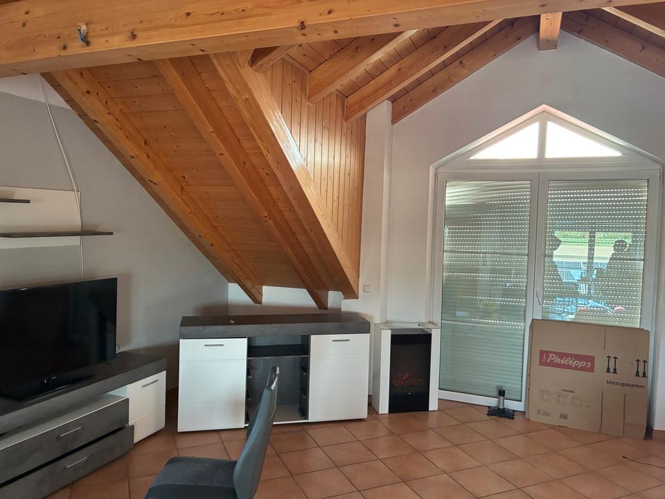 Thumbnail-Dachgeschosswohnung zu vermieten