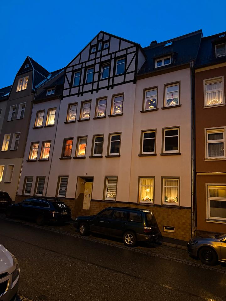 Thumbnail-Drei Raum Wohnung