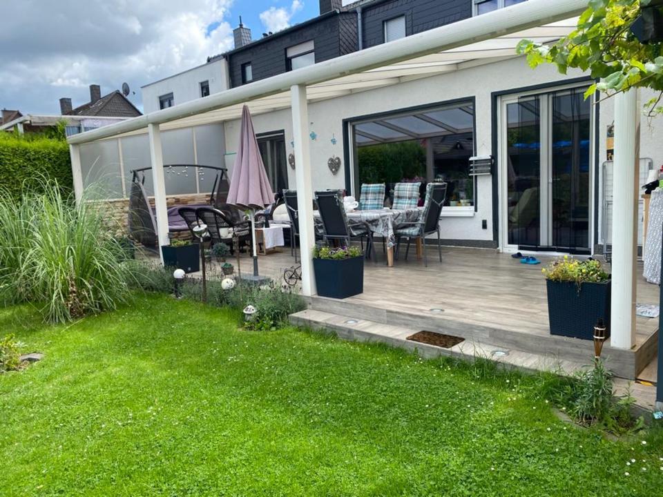 Thumbnail-Charmantes Reihenendhaus mit Garage und Wintergarten zu Verkaufen