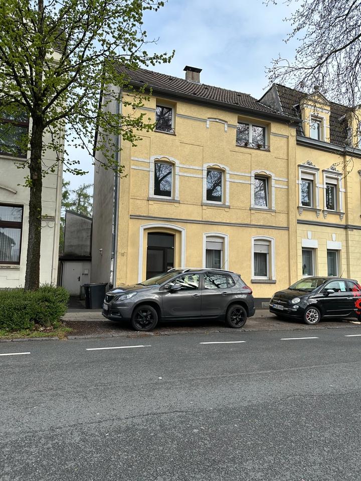 Thumbnail-Kapitalanlage in Mülheim an der Ruhr – Mehrfamilienhaus mit 4 WE