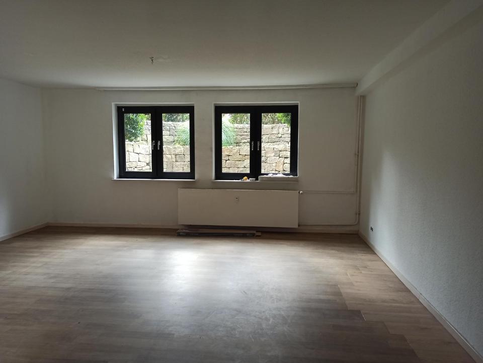 Thumbnail-3- Zimmer- Souterrainwohnung in Löhne