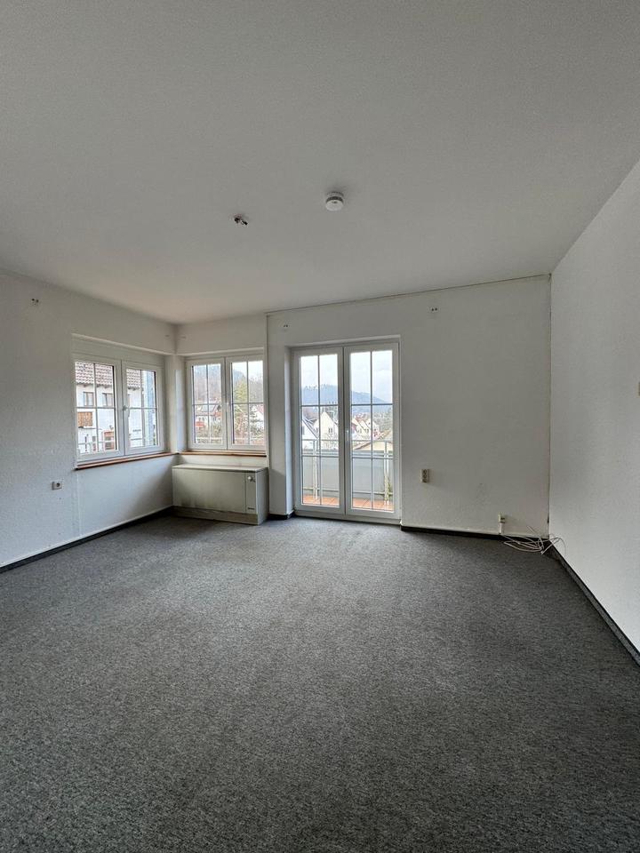 Thumbnail-4-Zi.Wohnung mit Balkon