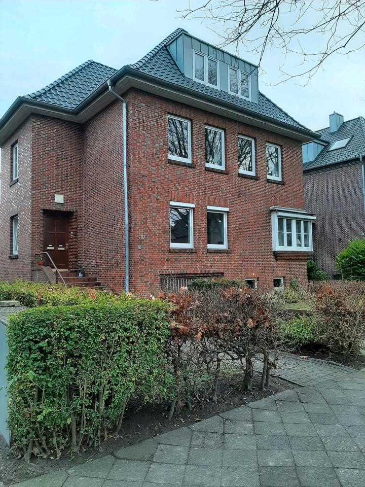 Thumbnail-Schöne helle DG Wohnung in Wilhelmshaven Villenviertel zu