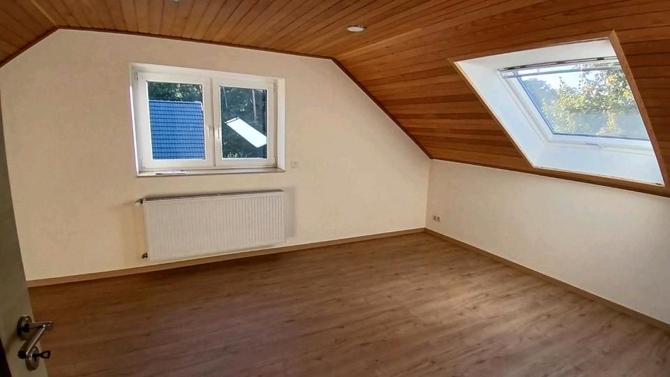 Thumbnail-2ZKB-DG-Wohnung | Einbauküche | bahnhofsnah | für 1-2 Personen