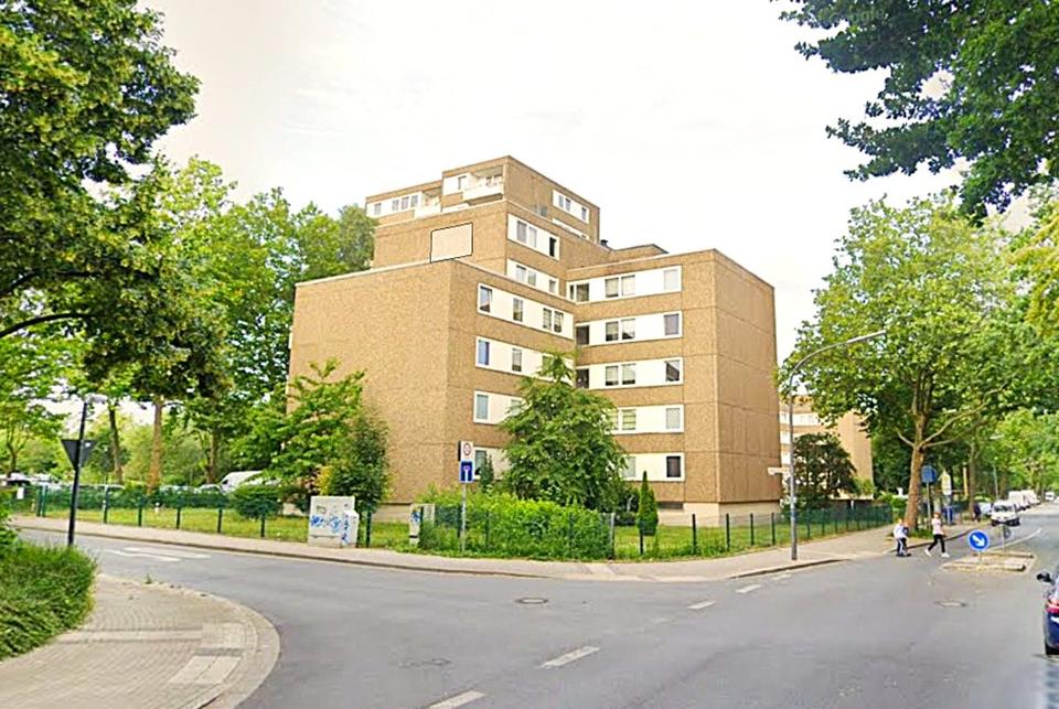 Thumbnail-4-Zi-WHG 91 qm. mit Balkon & Tiefgarage - PROVISIONSFREI -