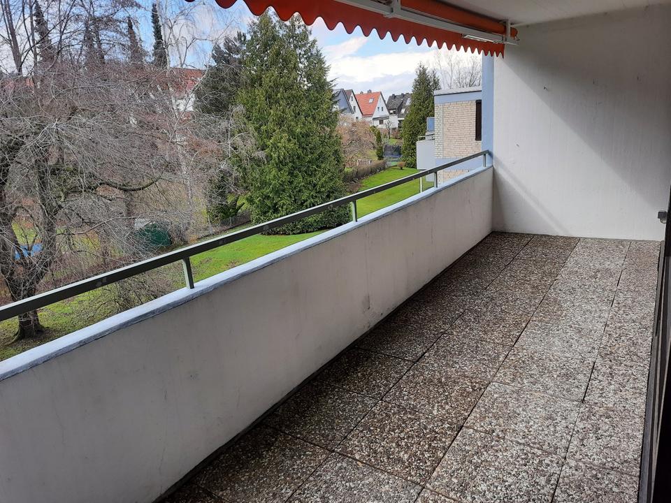 Thumbnail-Helle 2,5-Zi.-Wohnung mit Loggia, ruhig & zentral