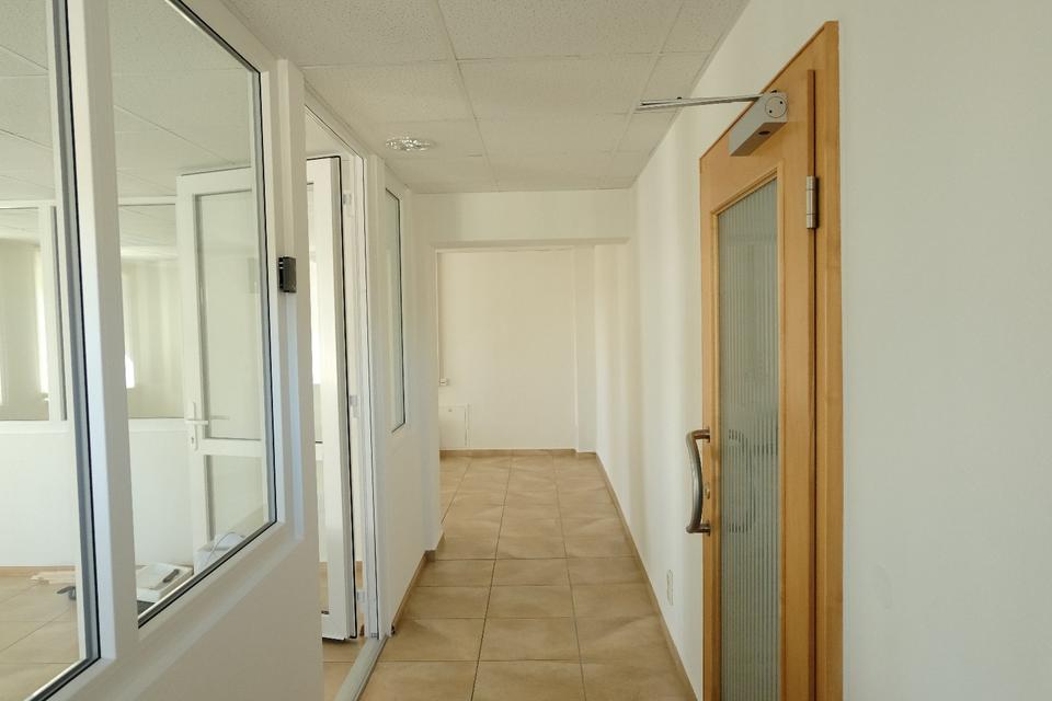 Thumbnail-Auf ins neue Büro Gewerbe in Grumbach