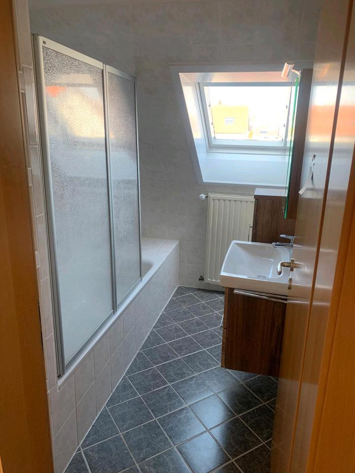 Thumbnail-Vier Zimmer KBWC - 81,36 qm mit Garage zu vermieten