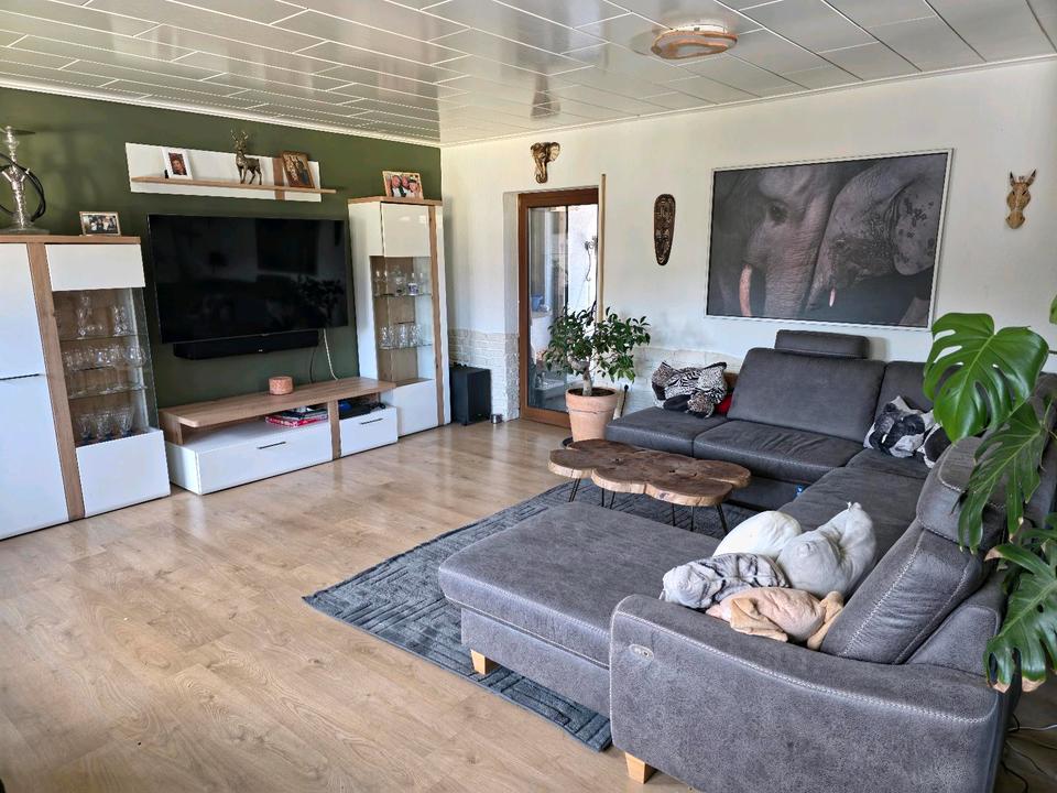 Thumbnail-6 Zimmer Wohnung