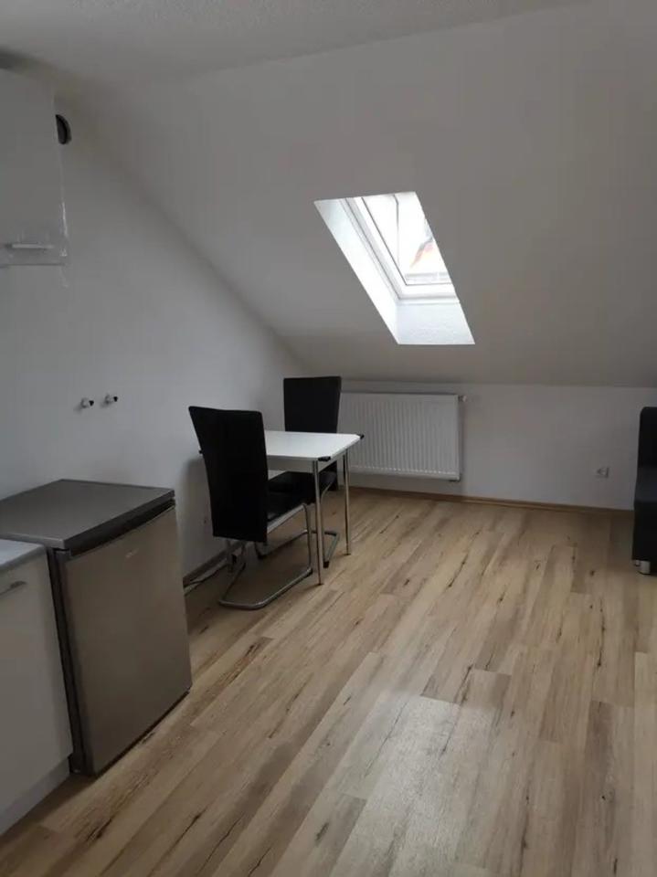 Thumbnail-Stilvolle 2-Zimmer-DG-Wohnung mit EBK in Weinsberg-Mitte