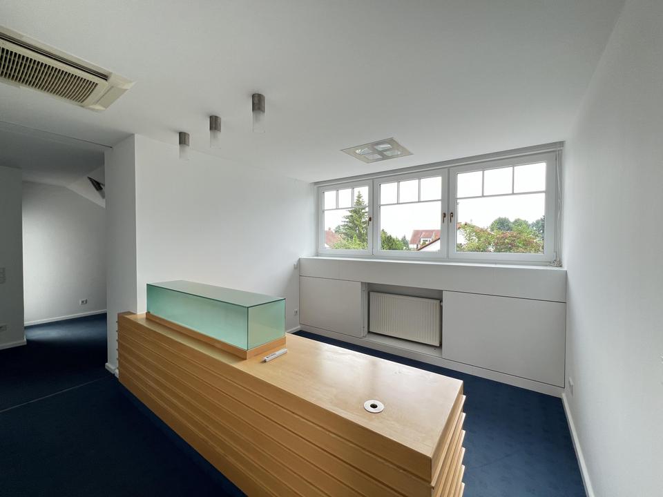 Thumbnail-Ca. 96 m² Arbeitskomfort in Neustadt-Duttweiler