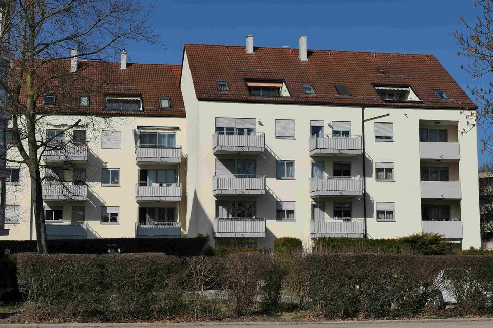 Thumbnail-3 Zimmer DG Wohnung mit Südbalkon, nähe Universitätsklinik