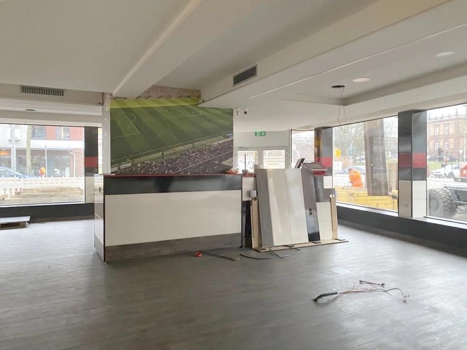 Thumbnail-Top Gewerbefläche – Ladenlokal mit grosser Schaufensterfront