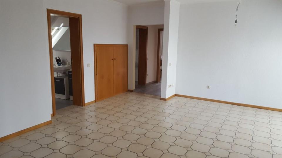 Thumbnail-Helle Wohnung DG 120qm - Sudheim ab 01.04.2026