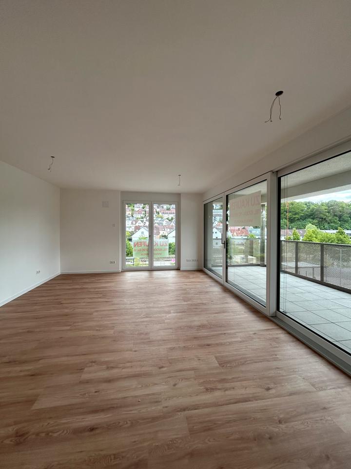 Thumbnail-Urbane Neubauwohnung in den Blauhöfen: 3,5 Zimmer und Loggia mit Abendsonne