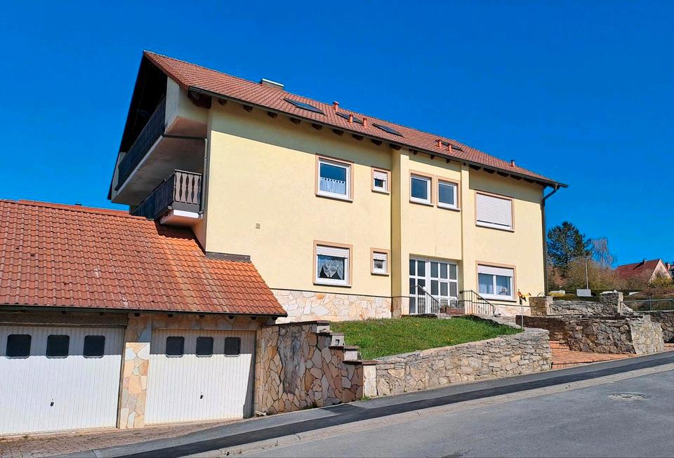 Thumbnail-Großzügiges 3 Parteien-Wohnhaus in Oerlenbach-Rottershausen