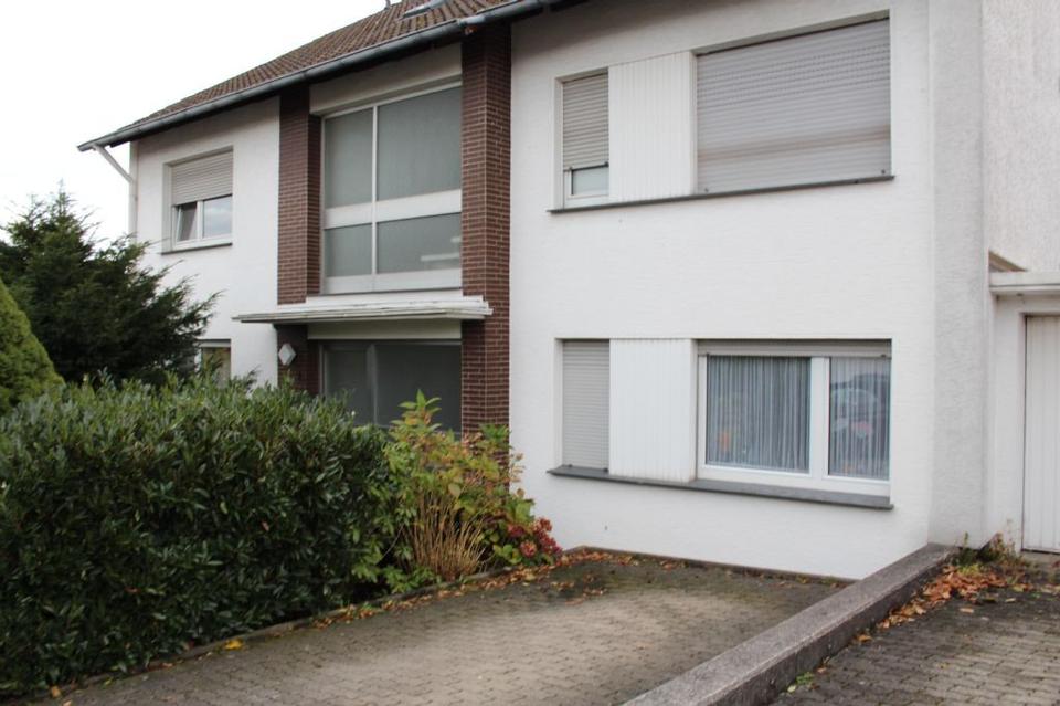 Thumbnail-Schöne und geräumige Wohnung in gepflegter Lage mit 2 Balkonen