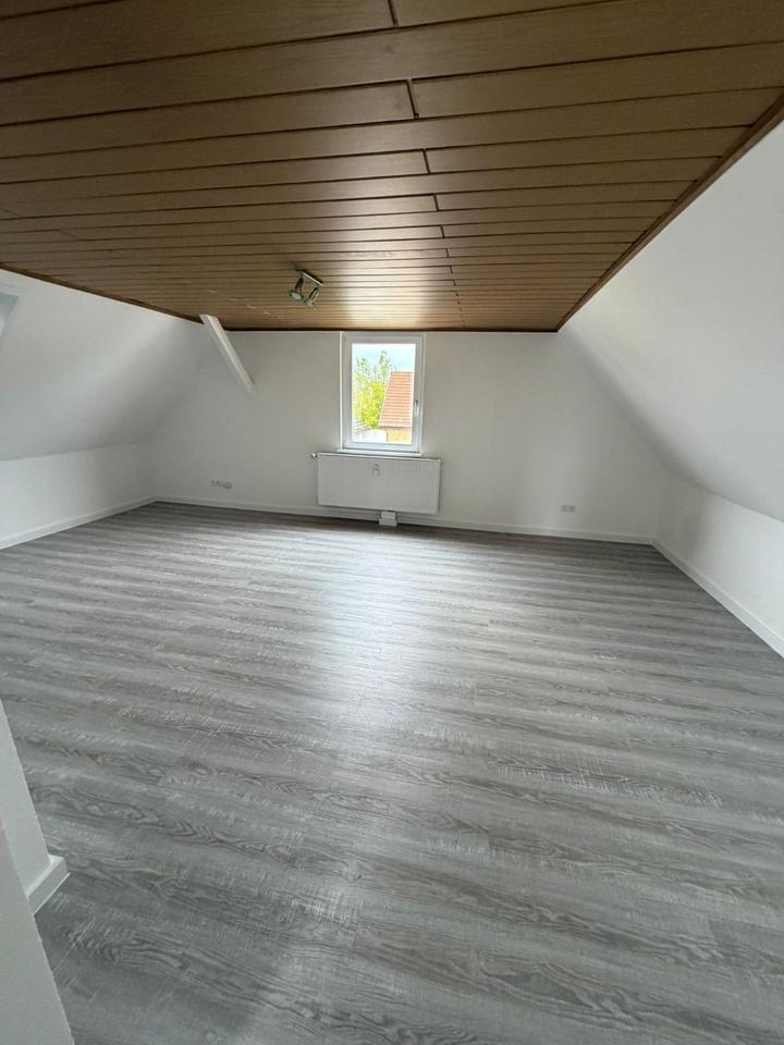 Thumbnail-Frisch renovierte Dachgeschosswohnung in Budenheim – modern, hell