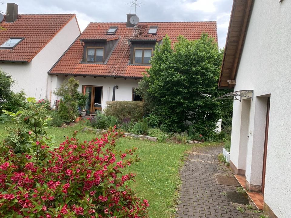 Thumbnail-1-Zimmer-Appartement DORMITZ, 7 Km von Erlangen, 1. Juni