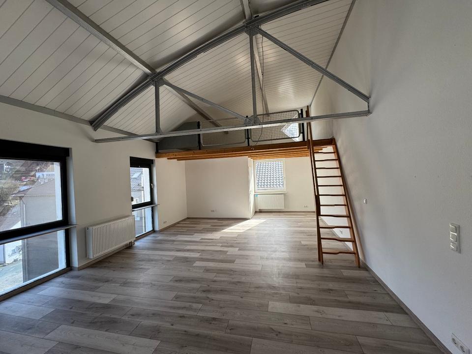 Thumbnail-Helle Maisonette Wohnung in Siegen Gosenbach zu vermieten