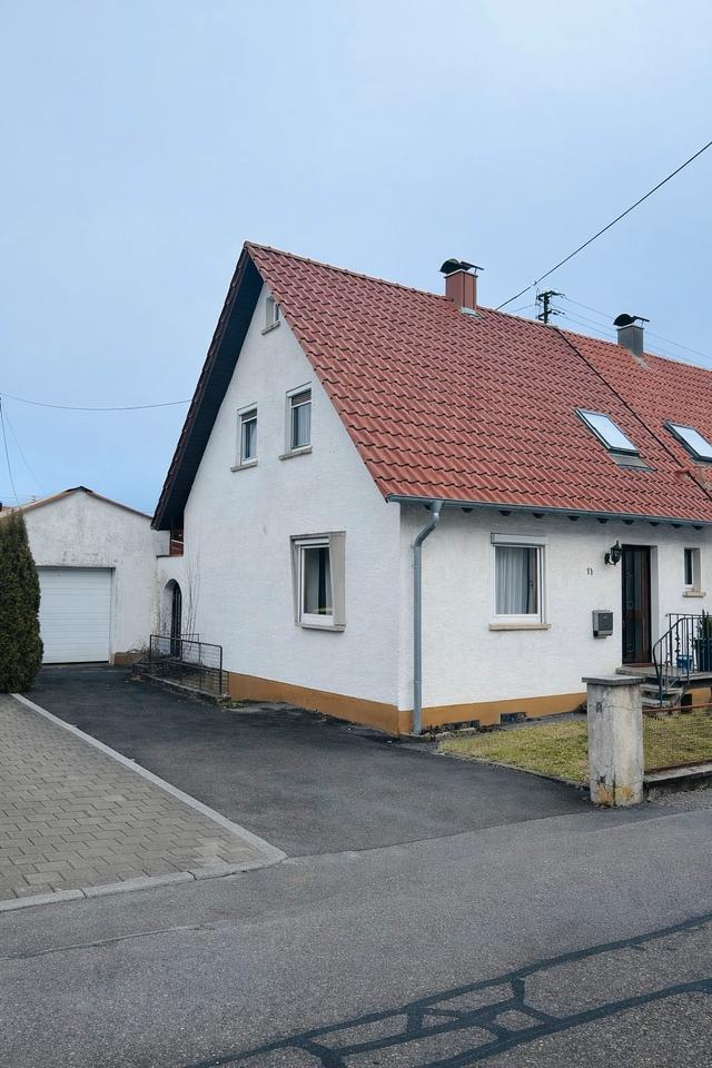 Thumbnail-Doppelhaushälfte mit Garten, Wintergarten & Garage