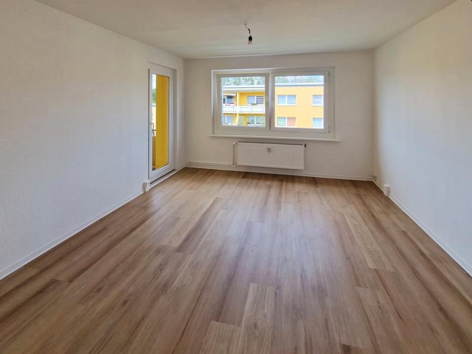 Thumbnail-Ab 01.07. - Seeluft schnuppern! 3-Zimmer-Wohnung mit Dusche, Wanne und Balkon!
