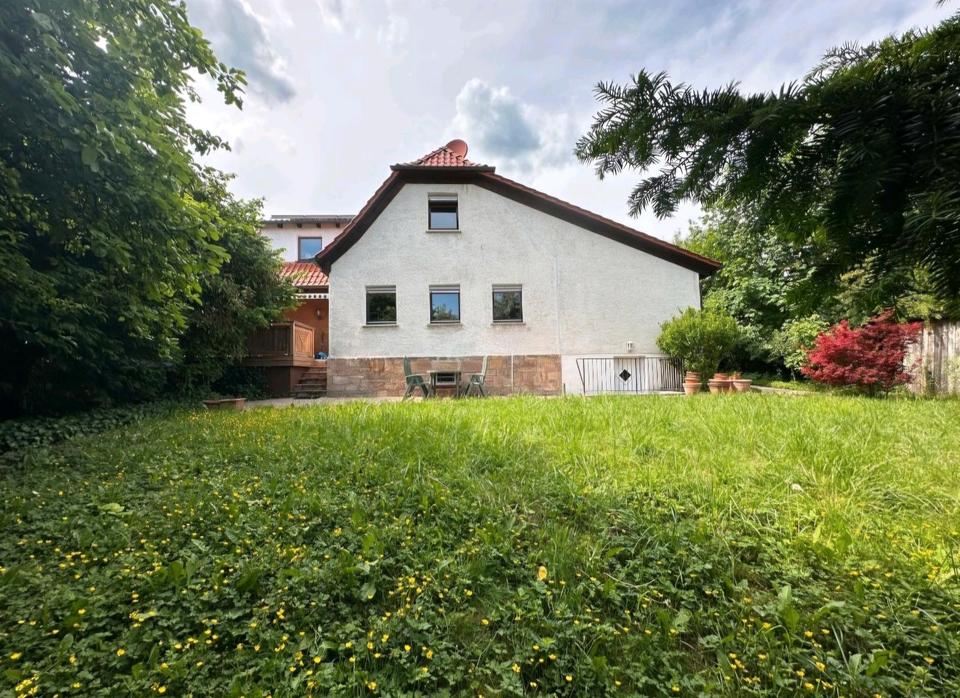 Thumbnail-Einfamilienhaus in WächtersbachHessen, zentral und ruhig gelegen