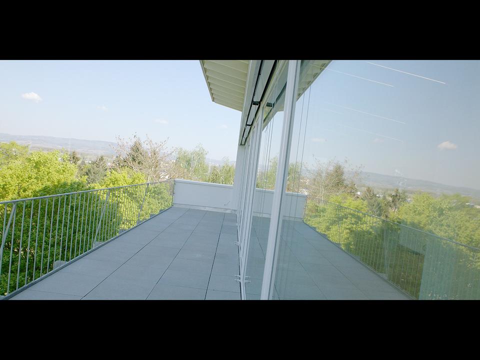 Thumbnail-Smart wohnen am De-La-Roche-Park Mainz. Das smarte Wohnloft mit 100-plus m² freut sich auf Sie!