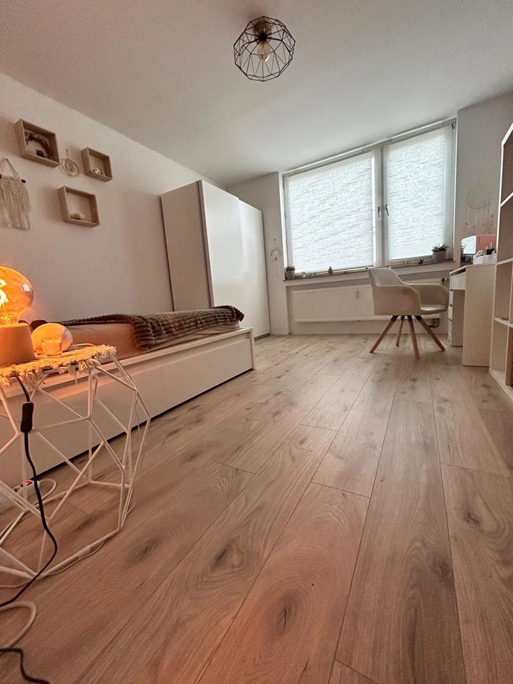 Thumbnail-Schöne Dreizimmerwohnung mit Tiefgaragenstellplatz