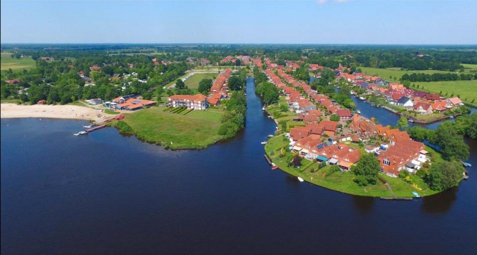 Thumbnail-Ferienhaus direkt am Wasser