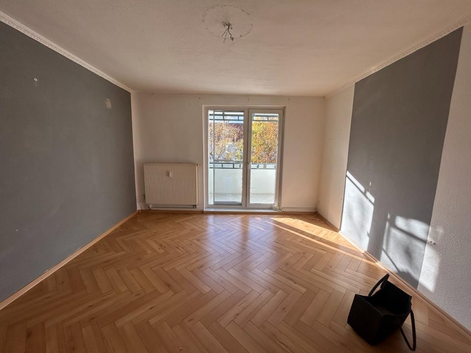 Thumbnail-Schöne sanierte 2-Raum-Wohnung in ruhiger Lage Nordpark mit EBK