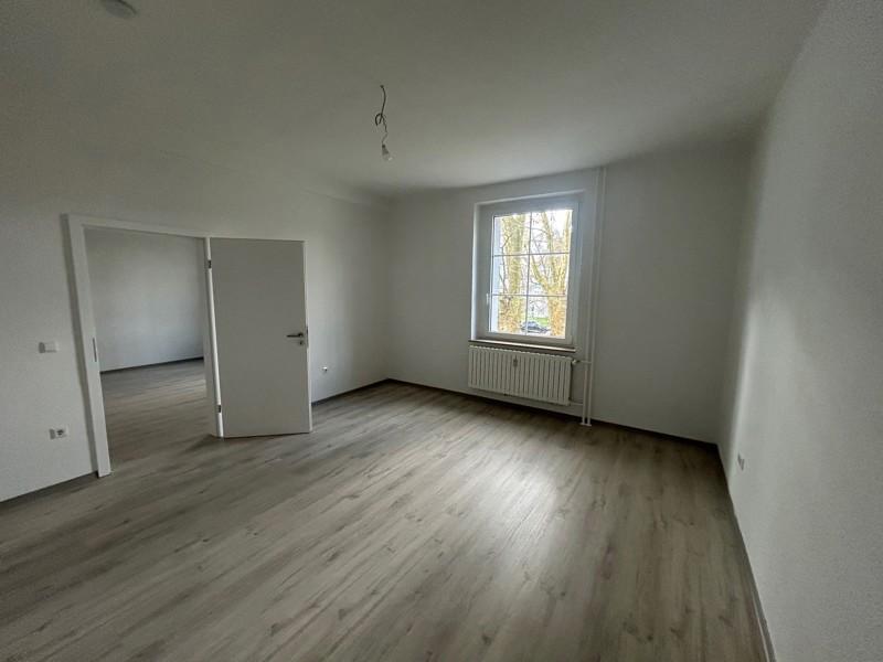 Thumbnail-3-Zimmer-Wohnung, komplett renoviert-mitten in Westerfilde