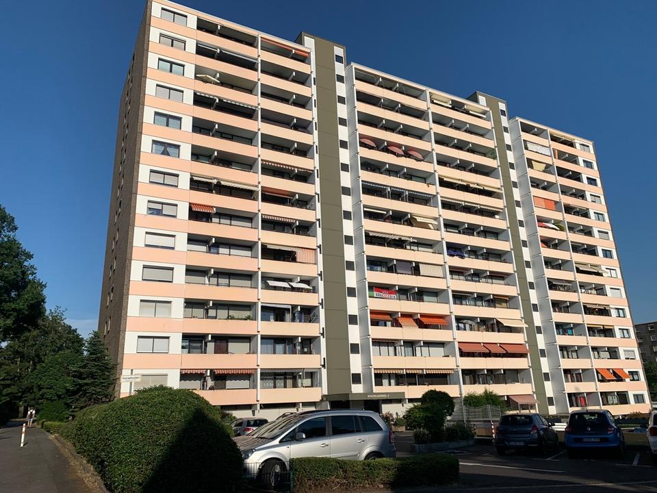 Thumbnail-SANKT AUGUSTIN, schöne helle 2 Zi. Wohnung, Diele, Bad, großer Balkon, ca. 72 m² Wfl. TG-Stellplatz