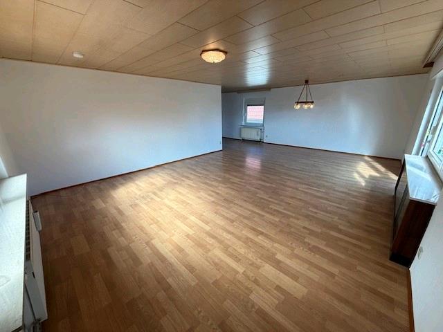 Thumbnail-Großzügige Wohnung in Neustadt an der Weinstrasse - Mußbach