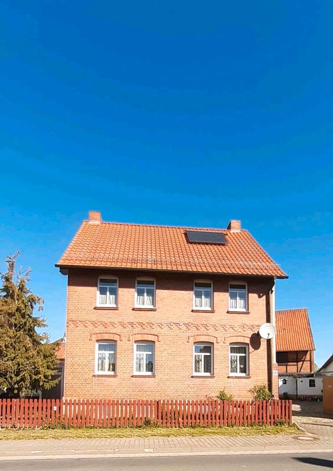 Thumbnail-Zweifamilienhaus auf schönen 3-Seitenhof
