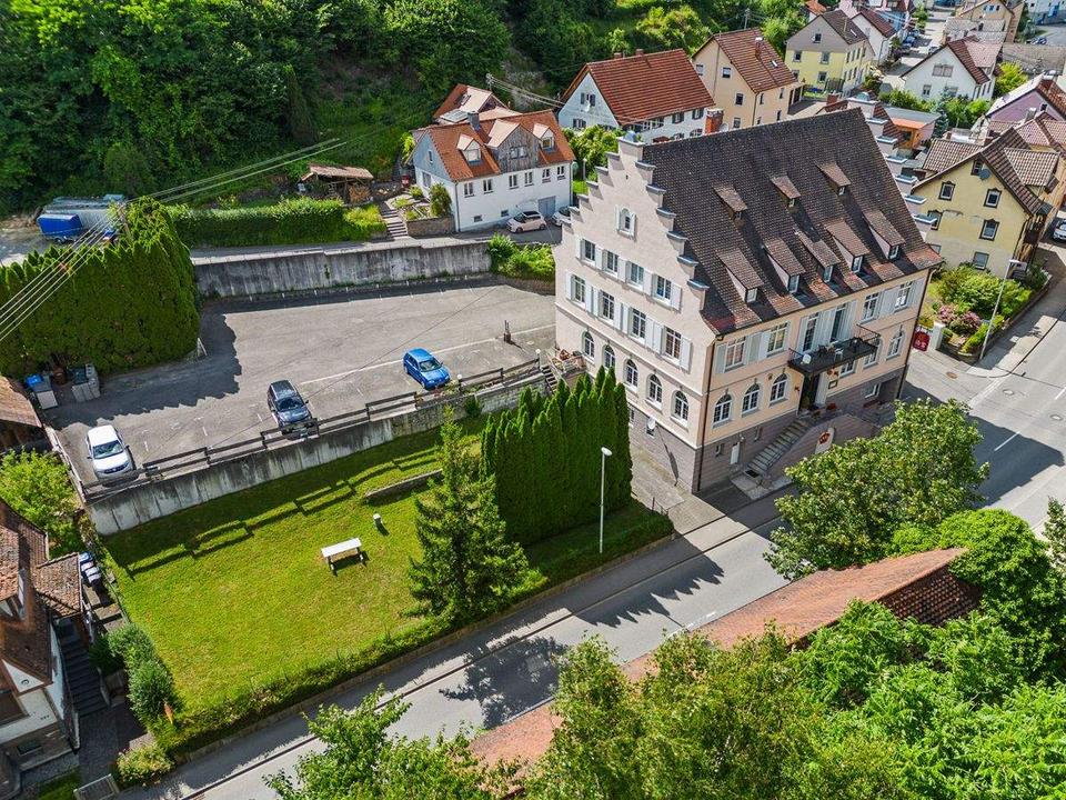 Thumbnail-Helle 3-Zi-Wohnung in 6-Familienhaus mit angenehmen Mietern