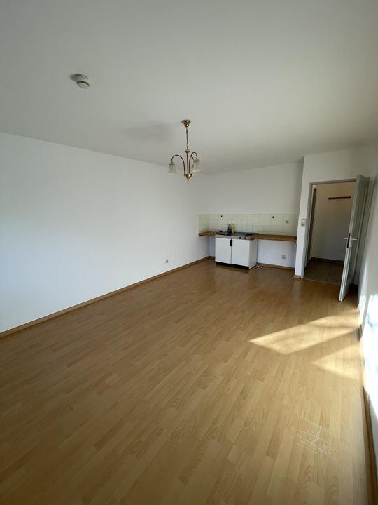 Thumbnail-Nette 1-Zimmer-Wohnung DIREKT AN DER NIDDA [HMR-O09E07]