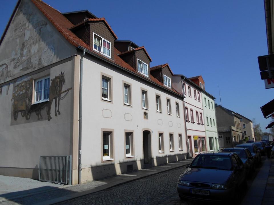 Thumbnail-Geräumige 2-Zimmerwohnung mit Balkon im Zentrum von Bischofswerda!