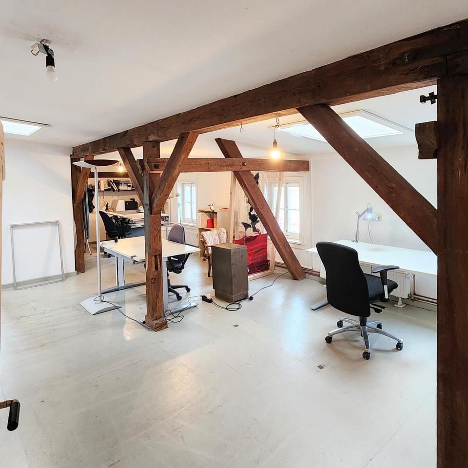 Thumbnail-Atelierplatz frei in Bahrenfeld Naehe Ottensen (ab sofort)