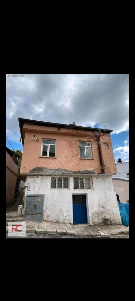 Thumbnail-Altes Einfamilienhaus in Bayburt Türkiye Ev