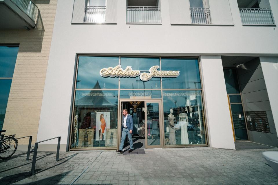 Thumbnail-Exklusives Modeatelier - Schneiderei in der HafenCity