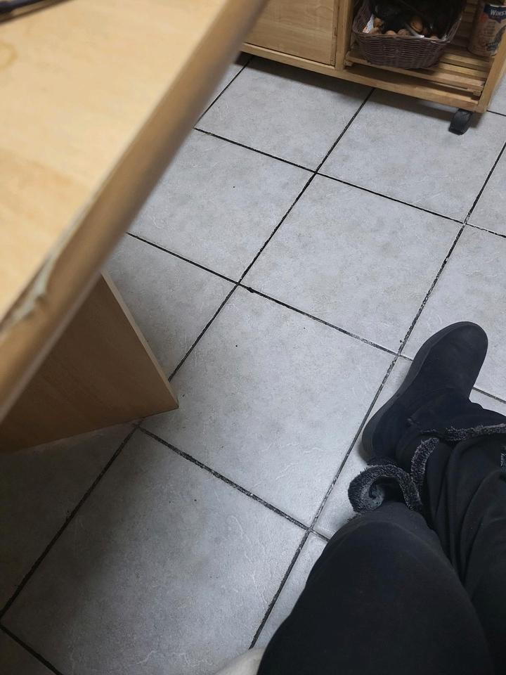 Thumbnail-3,5 Zimmer Wohnung im Zentrum von Metzingen Neuhausen