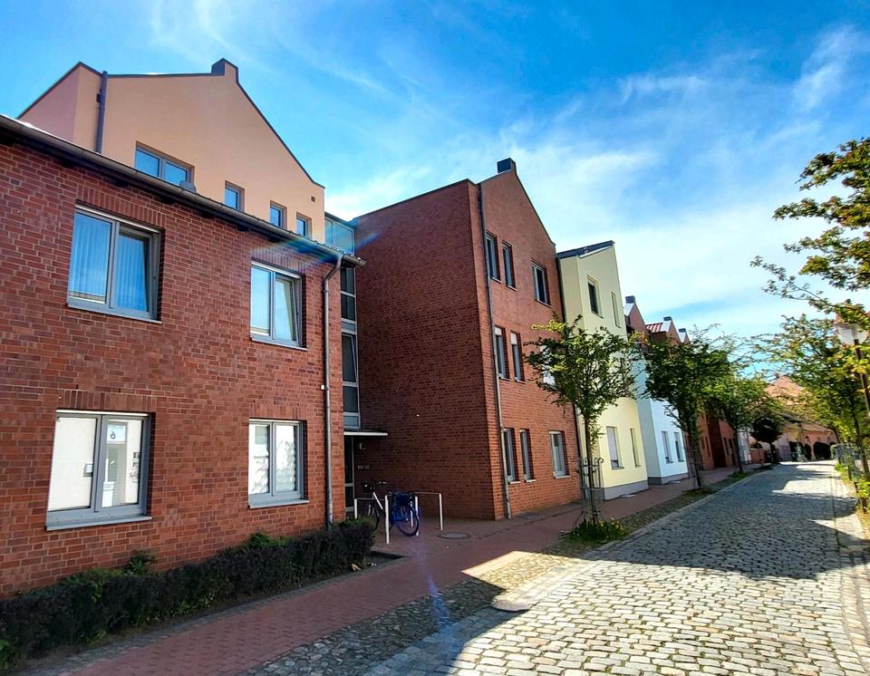 Thumbnail-altersgerechte 3-Zi.-EG-Whg, citynah, Terrasse, TG, barrierefrei