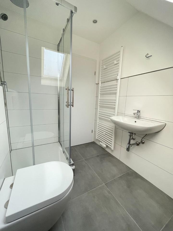 Thumbnail-Modernisierte 2 Zimmer Wohnung