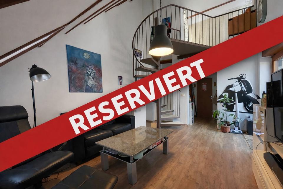 Thumbnail-Charmante Dachgeschosswohnung mit schöner Aussicht