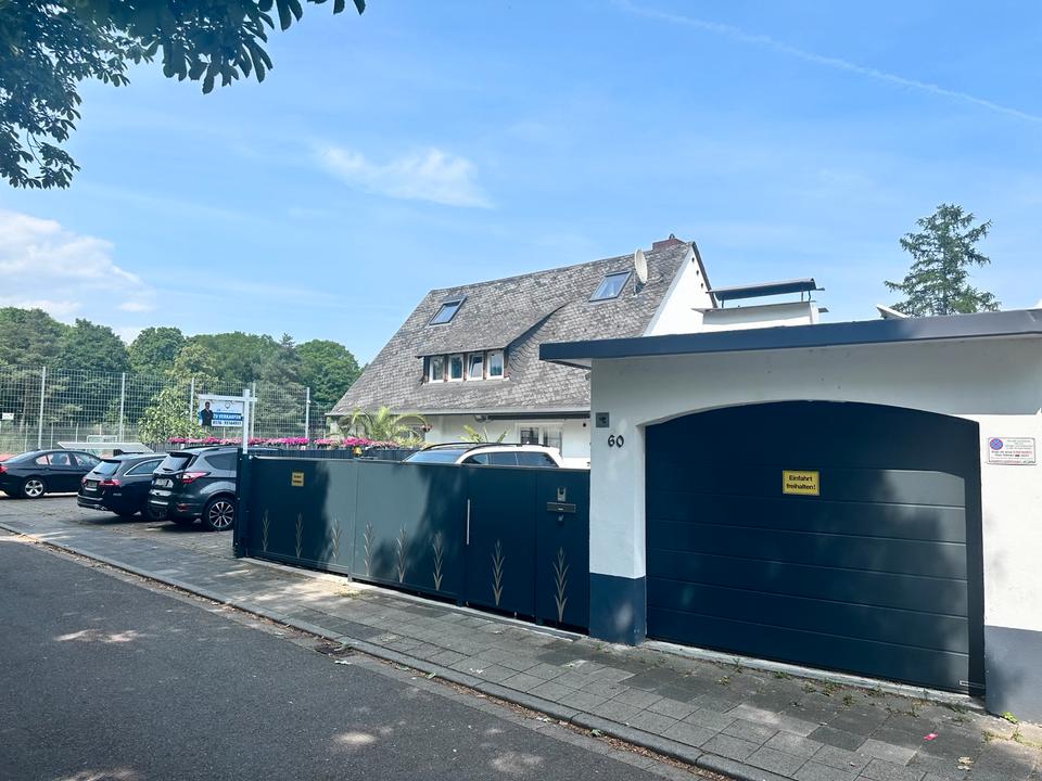 Thumbnail-Investorenpaket: Zweifamilienhaus auf ruhigen Grundstück