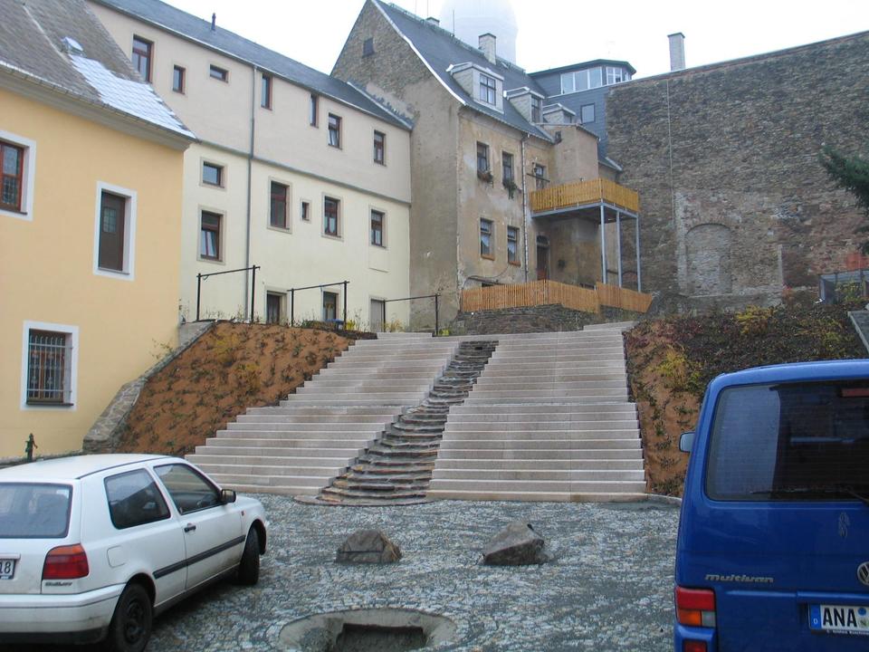 Thumbnail-Tolle, helle, renovierter 3 Raum DG -Whg in Top Lage , nähe Markt