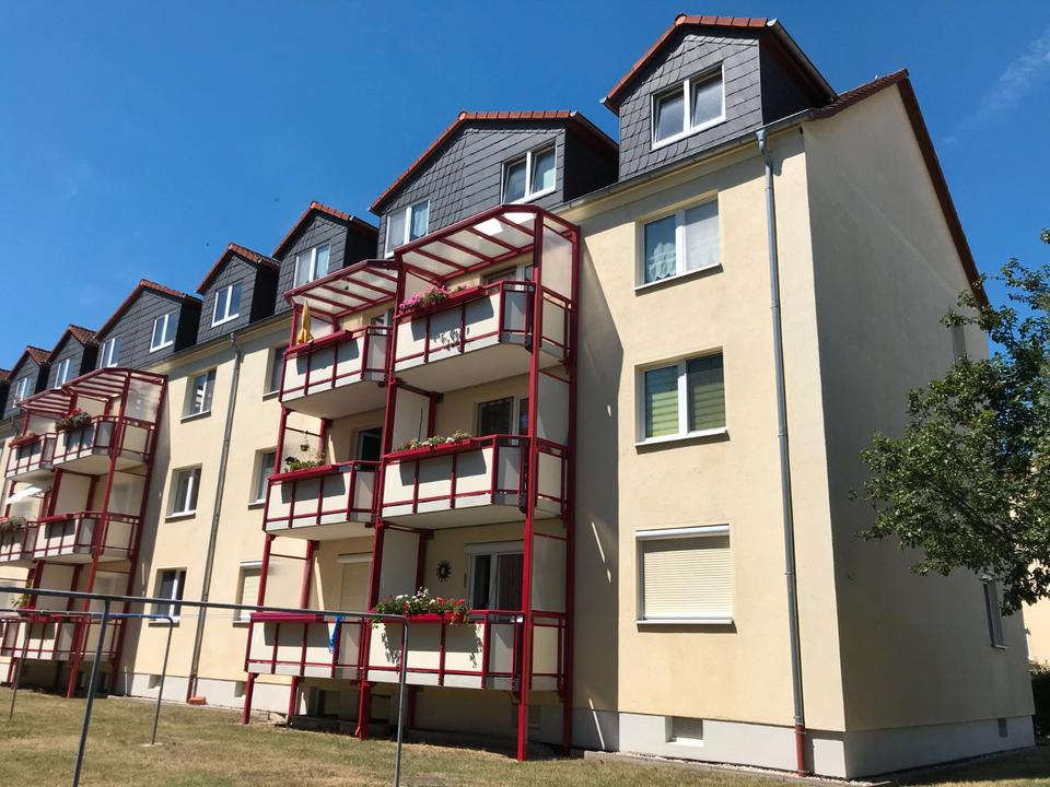 Thumbnail-Ruhige Wohnlage mit Südbalkon !! Frisch modernisierte 3 R.-Wohnung mit Dusche!